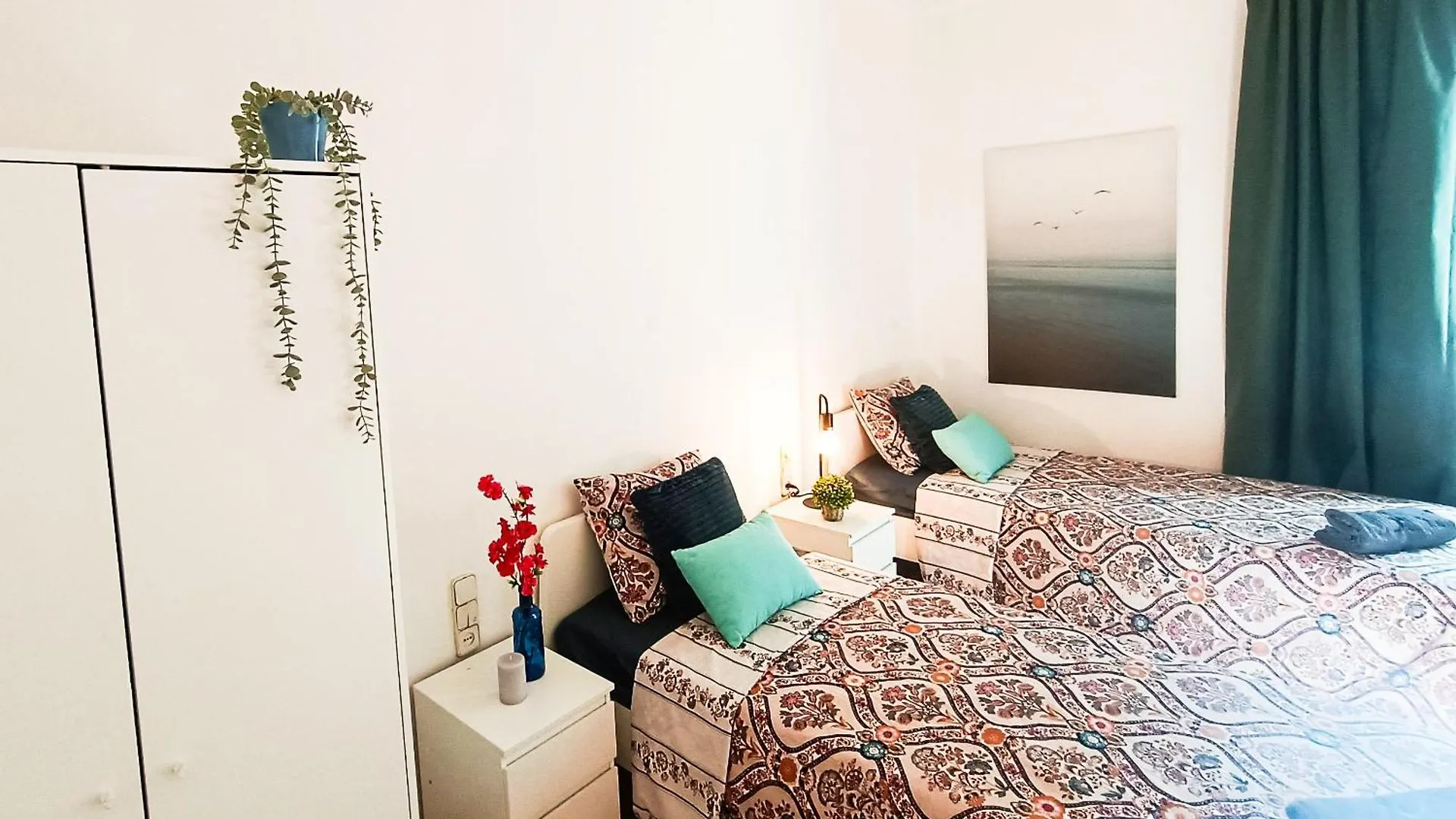 Barcelona Rooms - Casanova 0*,