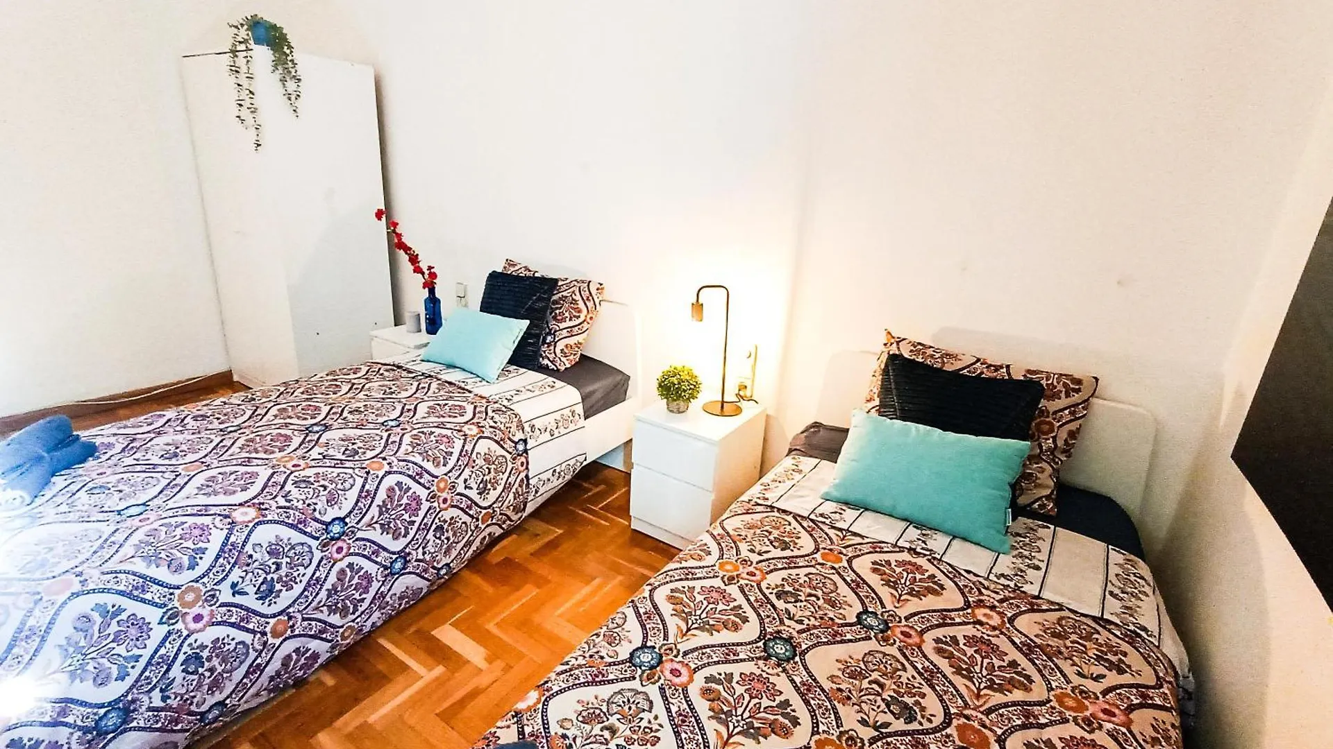 Barcelona Rooms - Casanova Albergue